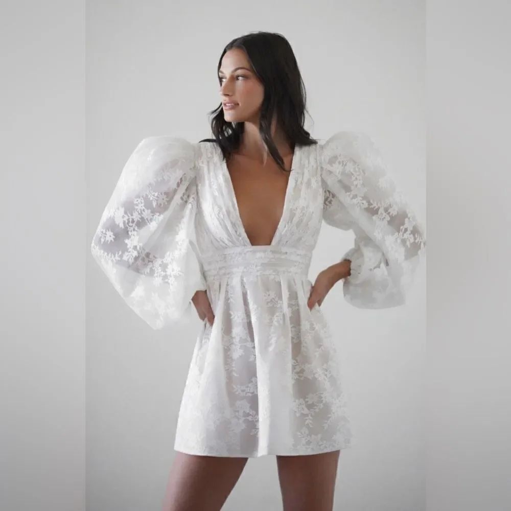 Anthropologie WATTERS MERINGUE IN LACE/āsize 4āIvory